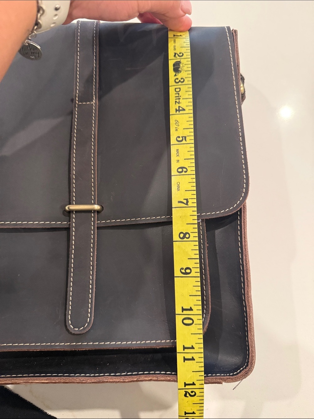 Genuine Leather Unisex Messenger Bag | Crossbody - Picture 7 of 8